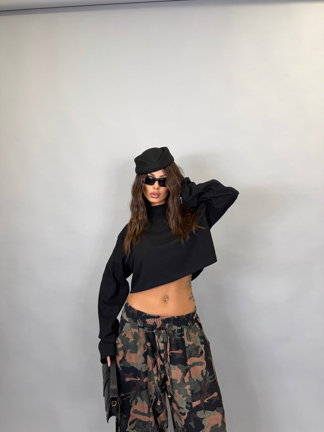 Maglia Nuvola Crop Nera