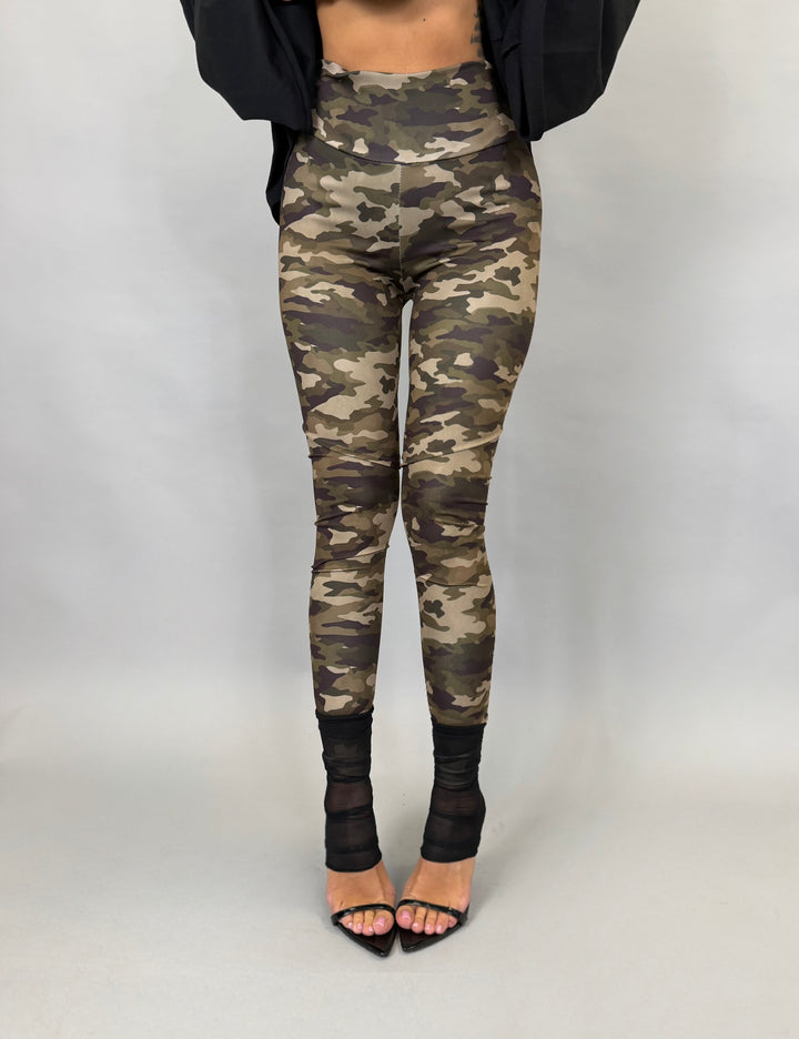Leggins War