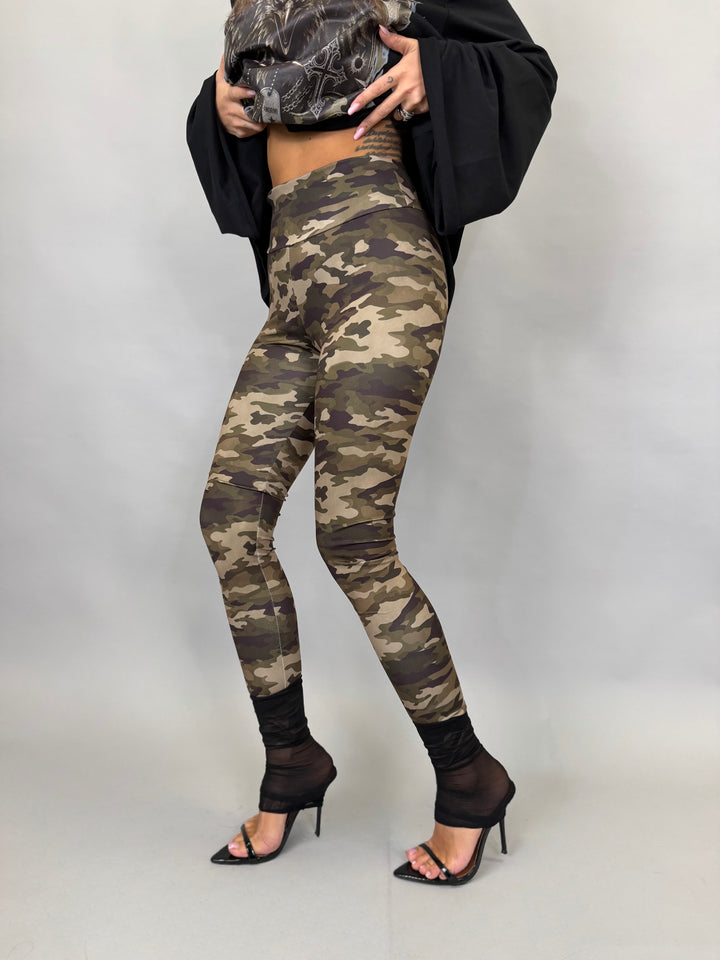 Leggins War